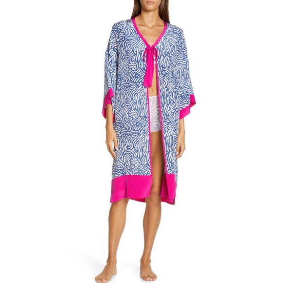 Suzy Black CIA Silk Robe Kimono Sz M - Picture 1 of 9